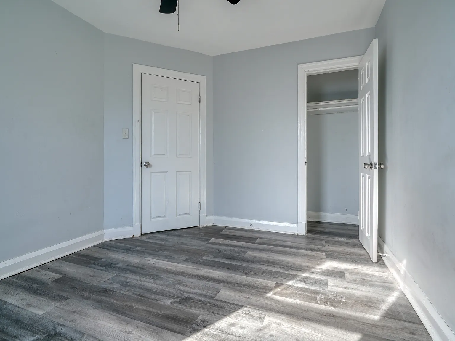 1 bed, 1500 sqft, $1,400 — Photo 4