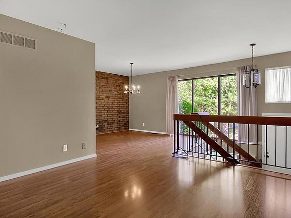 2nd image of 5280 Cricket Glen Ct
