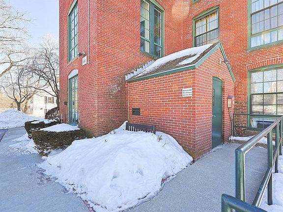 2nd image of 14 Sanford St Unit 47
