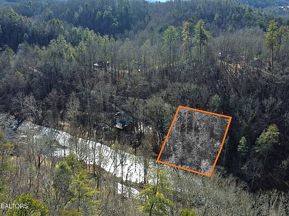 3rd image of Twin Pines Way