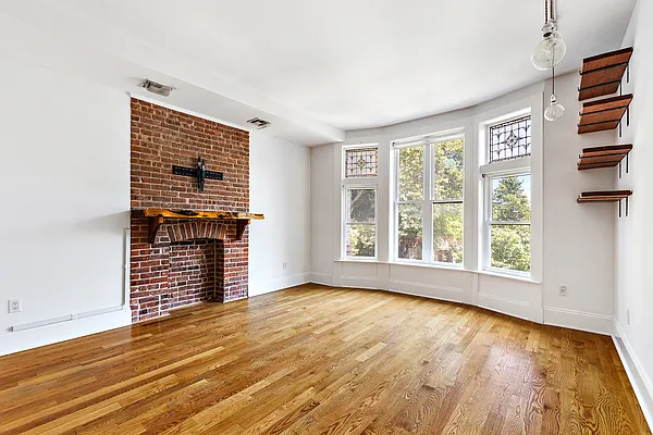 Rented by Compass | media 2