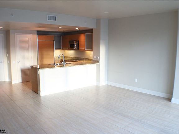 3rd image of 222 Karen Ave Unit 1006