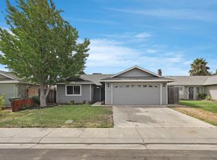 114 Evelyn Ct, Woodbridge, CA 95258