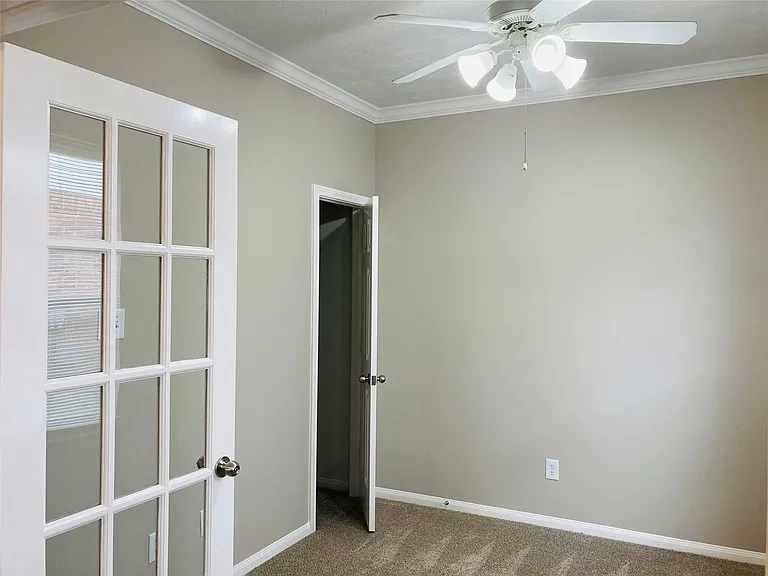 18215 Linden Forest Ln — Photo 12
