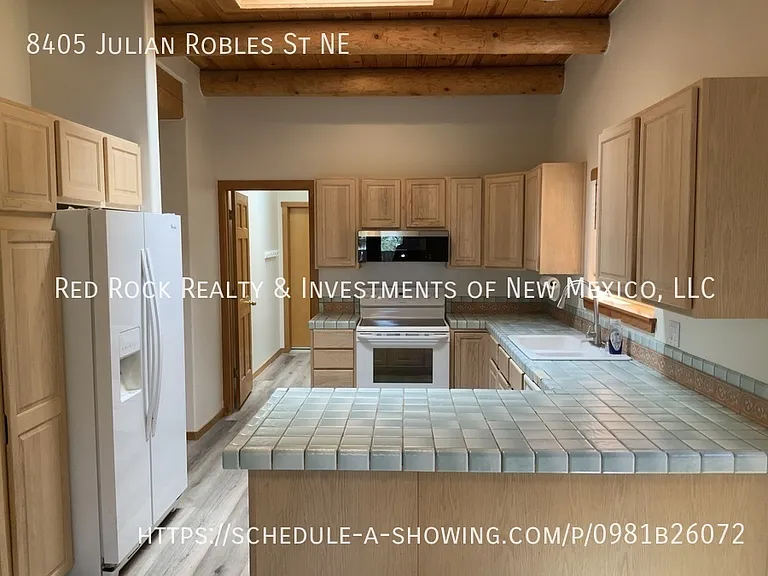 8405 Julian Robles St NE — Photo 7