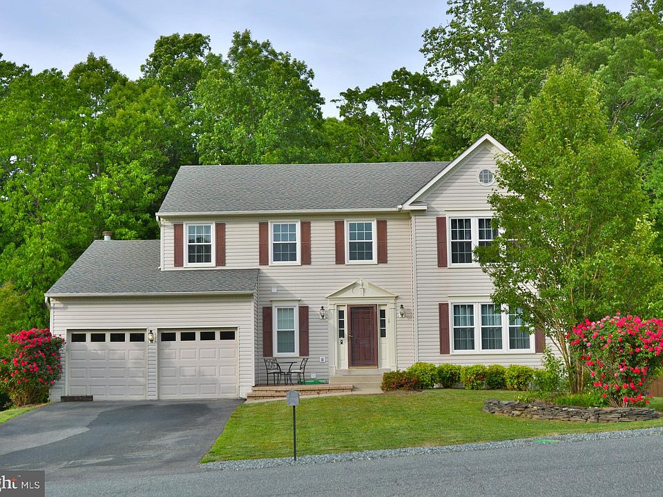 1st image of 18 Willow Glen Ct