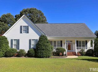804 Nakina Dr, Fuquay Varina, NC 27526
