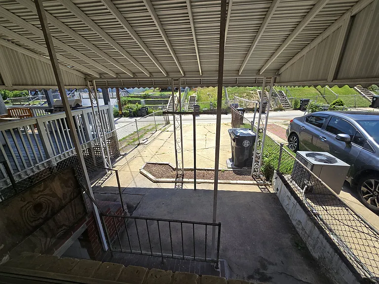 7053 Eastbrook Ave — Photo 11