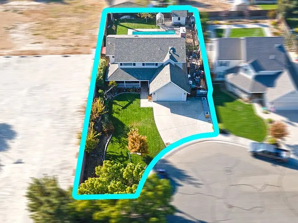 279 Sun Valley Ct, Ripon, CA 95366