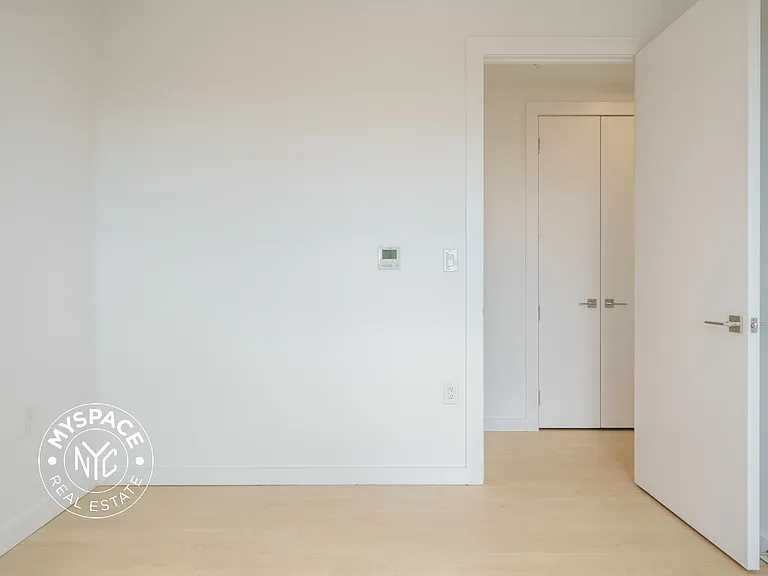 1499 Bedford Ave #2B — Photo 11