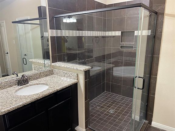 5th image of 23422 Tirino Shores Dr