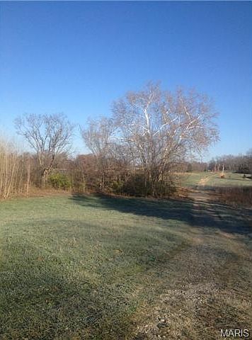 2nd image of 38 Lynx Valley Ln