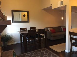 1527 N Oak Hill Dr UNIT C-7, South Bend, IN 46637