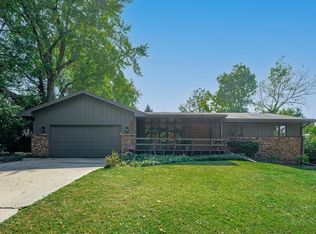 2607 Starkweather Rd, Rockford, IL 61107