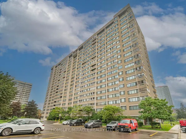 50 Elm Dr E #502, Mississauga, ON L5A 3X2