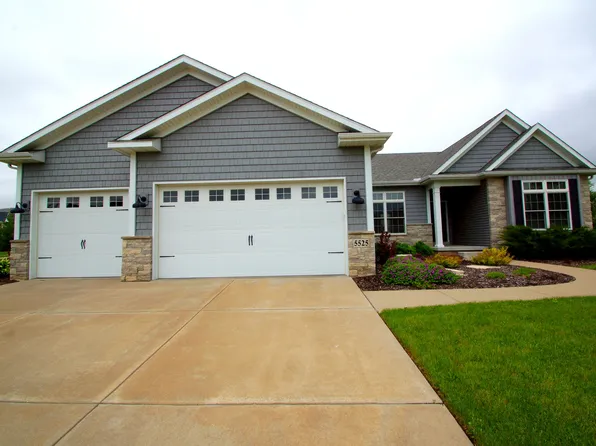 5525 Willmeyer Dr, Bettendorf, IA 52722