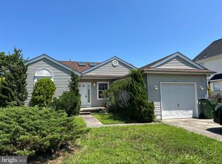 1010 Saint Clair Blvd, Egg Harbor Township, NJ 08234