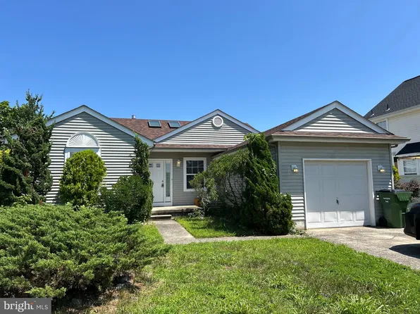1010 Saint Clair Blvd, Egg Harbor Township, NJ 08234