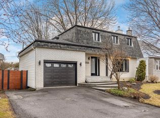 868 Boulevard De Lassomption, Repentigny, QC J6A 7S6