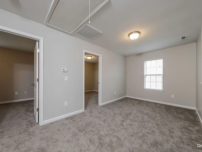658 Switchback Ct — Photo 10
