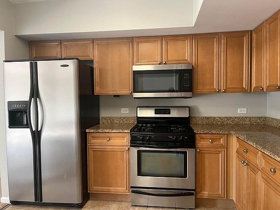 4th image of 615 Perrie Dr APT 205