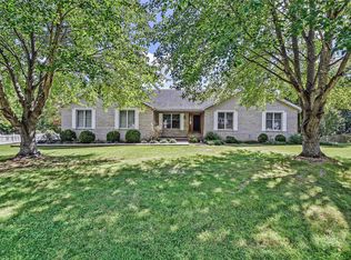 8436 Steelecrest Ln, Troy, IL 62294