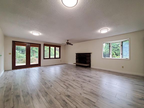 Large family room