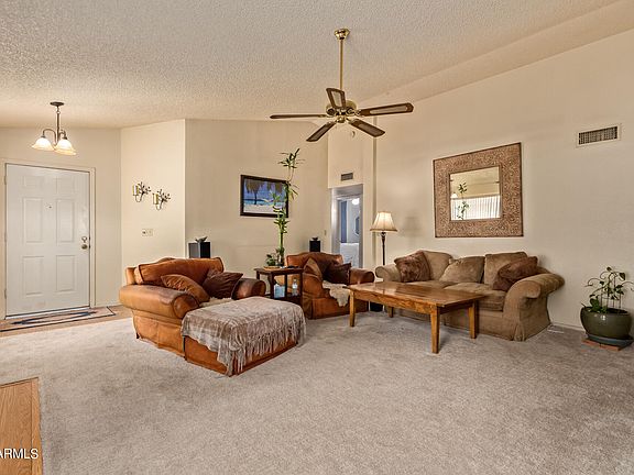 5th image of 74 S CYPRESS Court