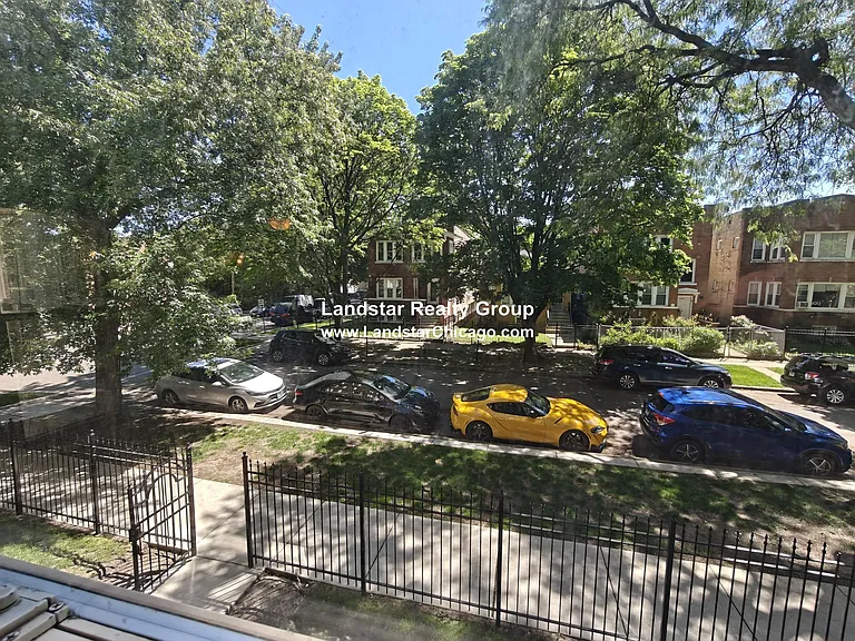 3741 W Argyle St #3 — Photo 8
