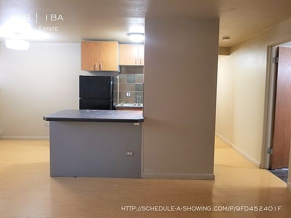 2nd image of 1302 Columbine St APT 105