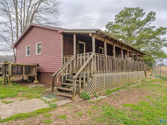 2nd image of 554 County Road 206
