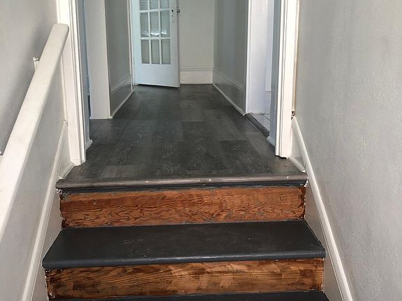 5th image of 233 E Hampton St #235