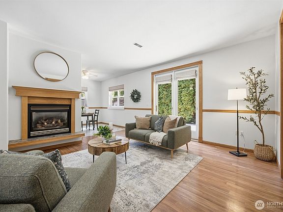 3rd image of 1203 Roland Street