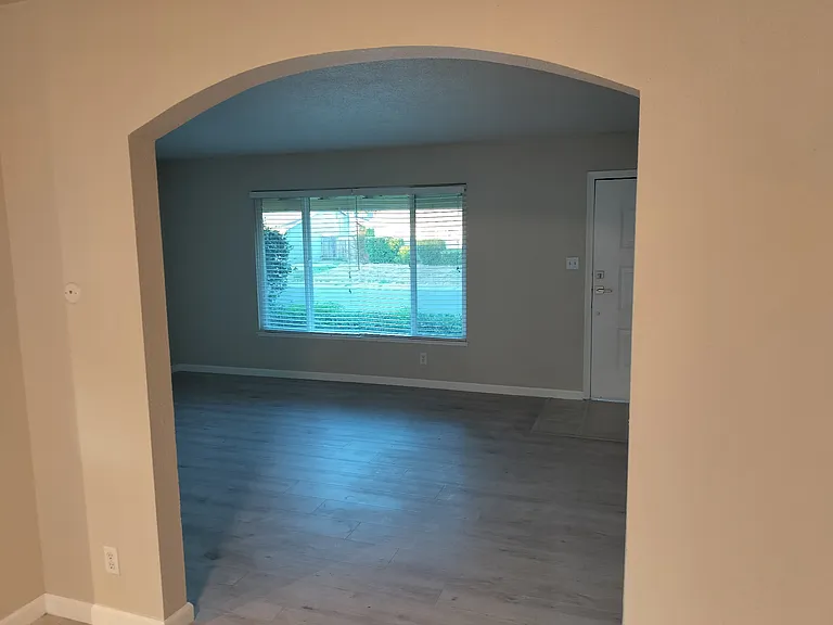 3378 Polaris Dr — Photo 3