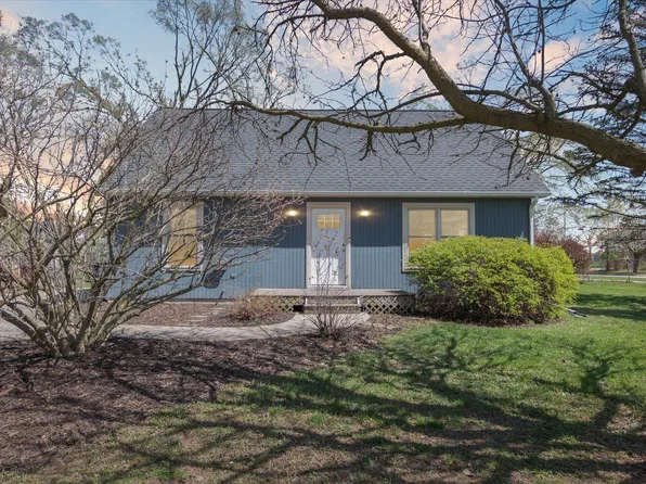 3483 La Salle Dr, Ann Arbor, MI 48108