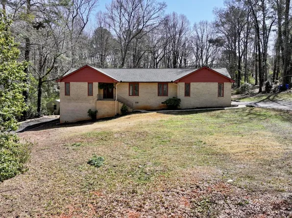 373 Hill St, Manchester, GA 31816