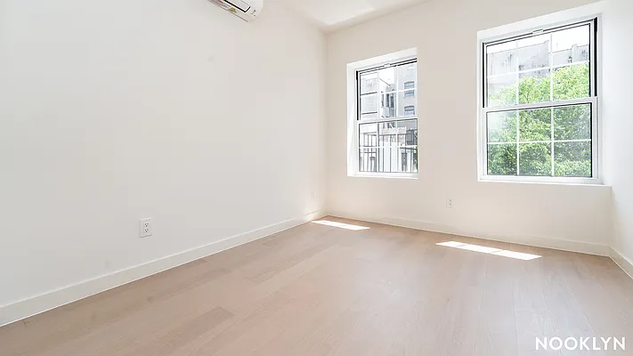 Other photos, photo 3