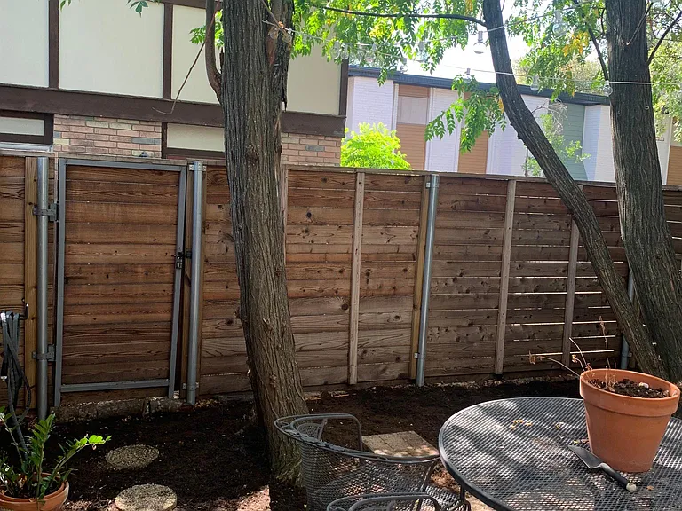3523 Greystone Dr — Photo 12