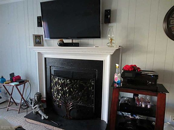 5th image of 2120 Bloomsbury Ln