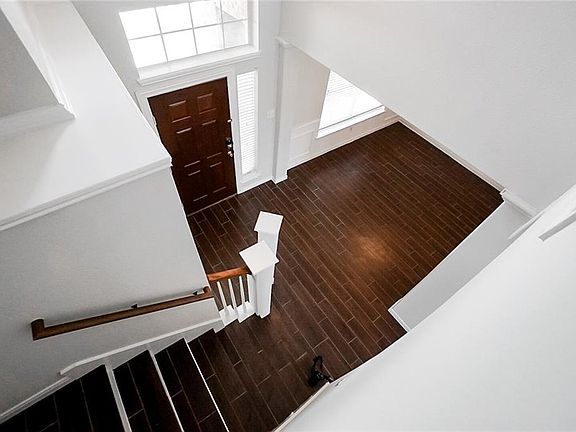 2nd image of 5120 Stonecrest Dr