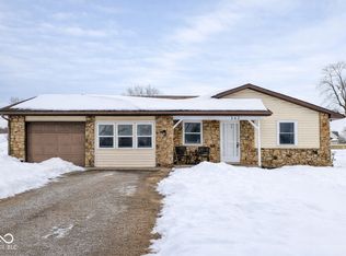 242 Woodlane Dr, Columbus, IN 47201