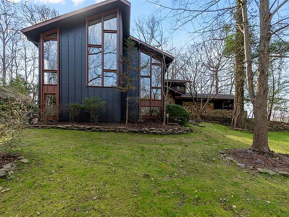 5th image of 1514 Sylvan Ln