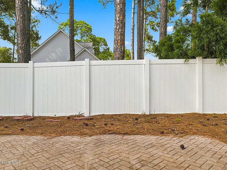 3702 Cinnamon Fern Dr — Photo 20