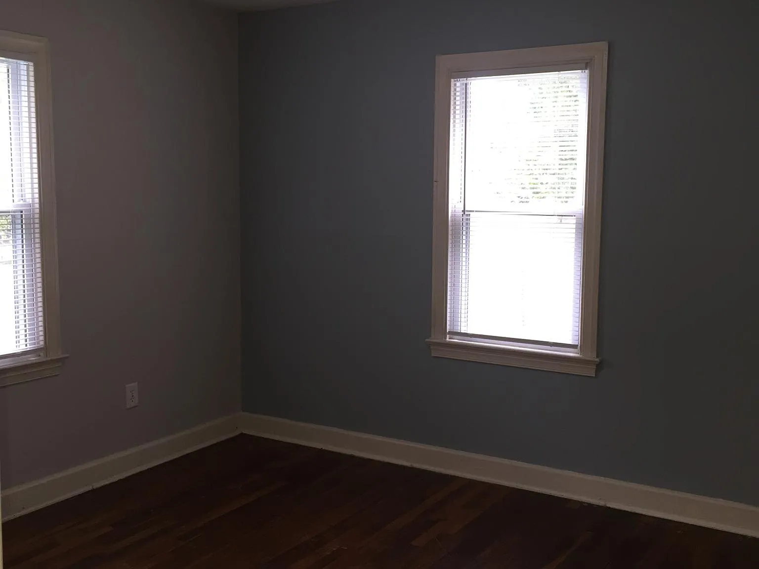 107 Johnson Dr — Photo 3