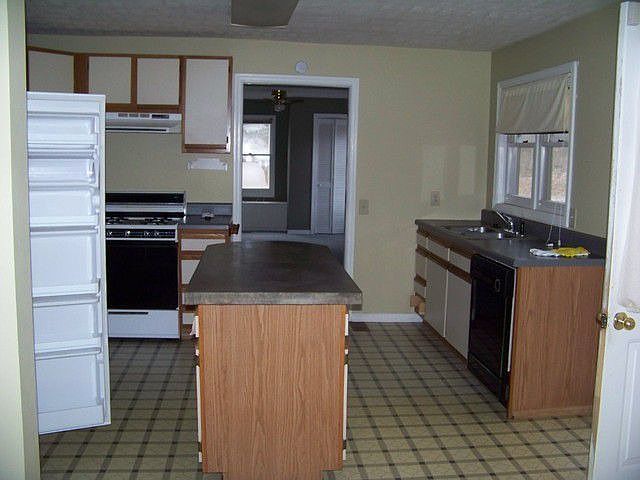 2nd image of 116 3rd St