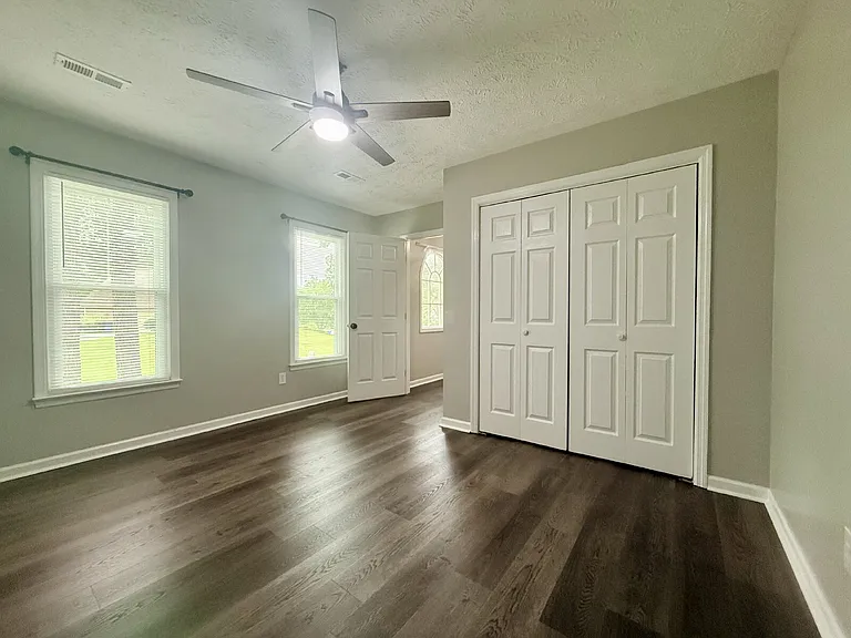 632 Bromsworth Trl — Photo 13