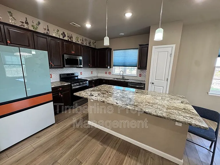 5211 Mountain Vista Hts — Photo 11