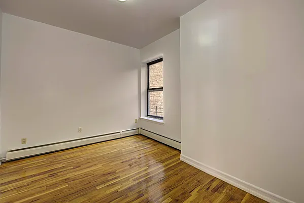 Rented by REAL New York | media 19