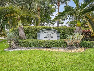 9853 Riverside Dr #8-24, Coral Springs, FL, 33071