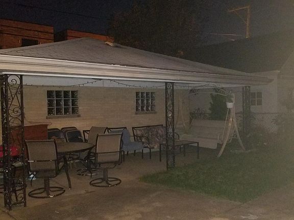 5th image of 2604 N Neva Ave #1
